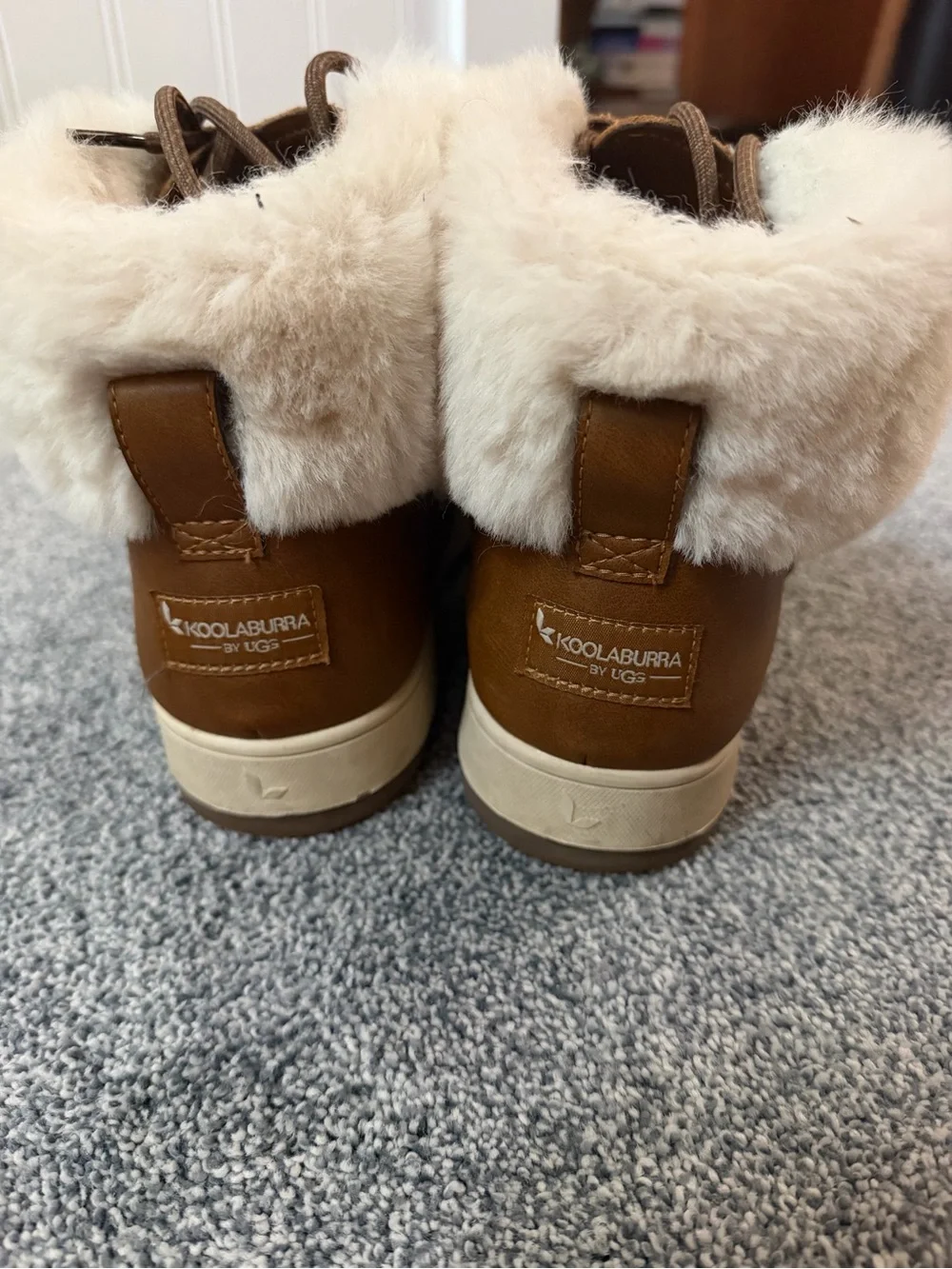 Koolaburra Brown Faux-Fur Collar Lace-Up Winter Boots